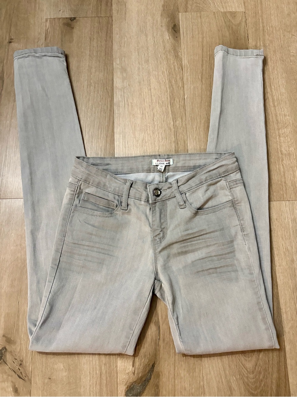 Women’s I Love H81 (Forever 21) Light Grey Skinny Jeans- Size 25